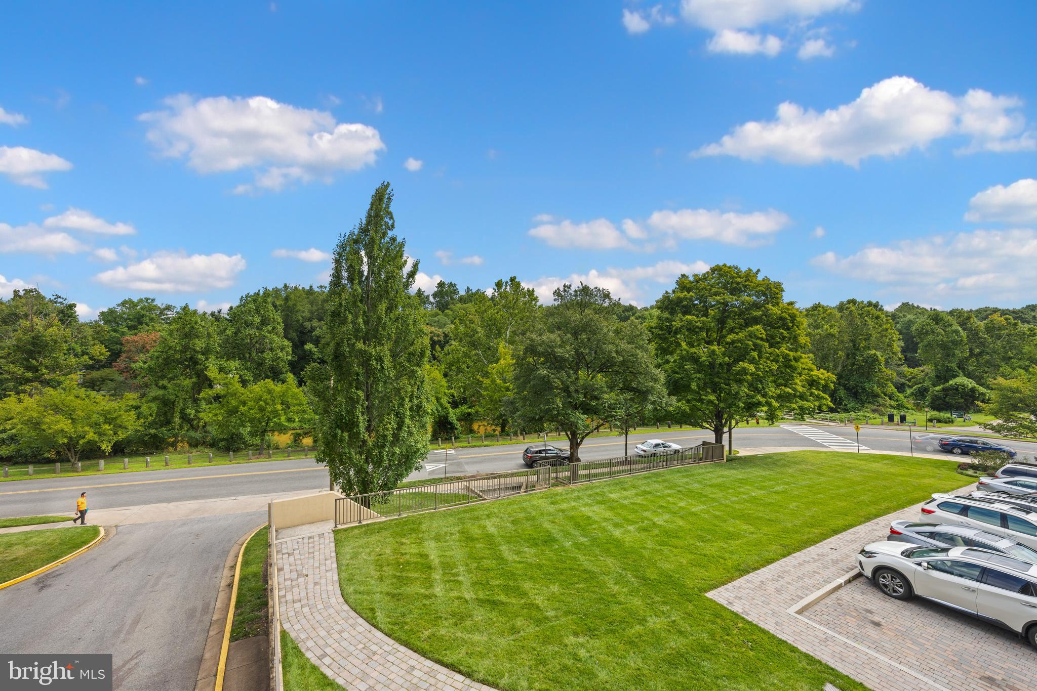 200 N PICKETT STREET Unit: 308