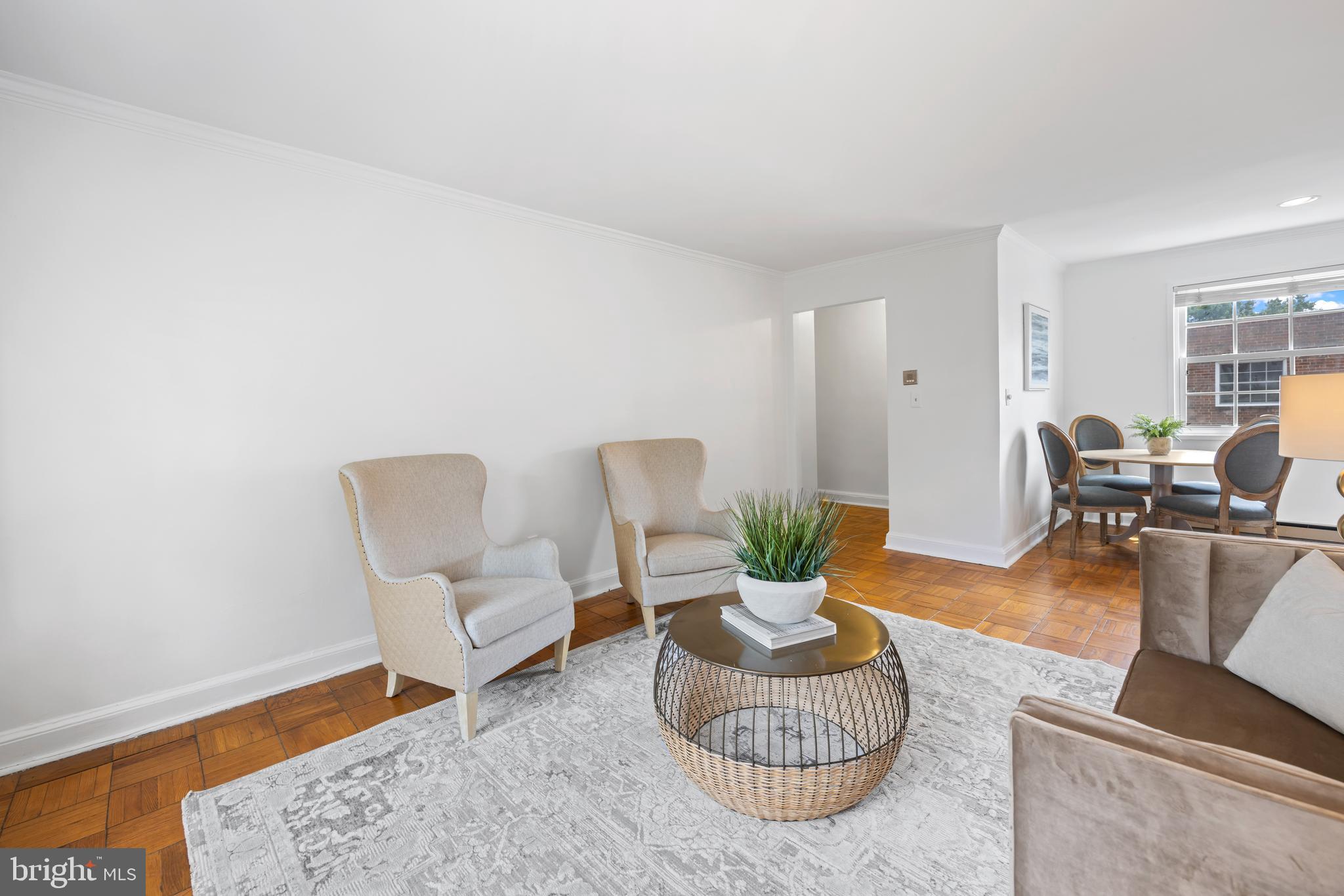 1718 W ABINGDON DRIVE Unit: 302