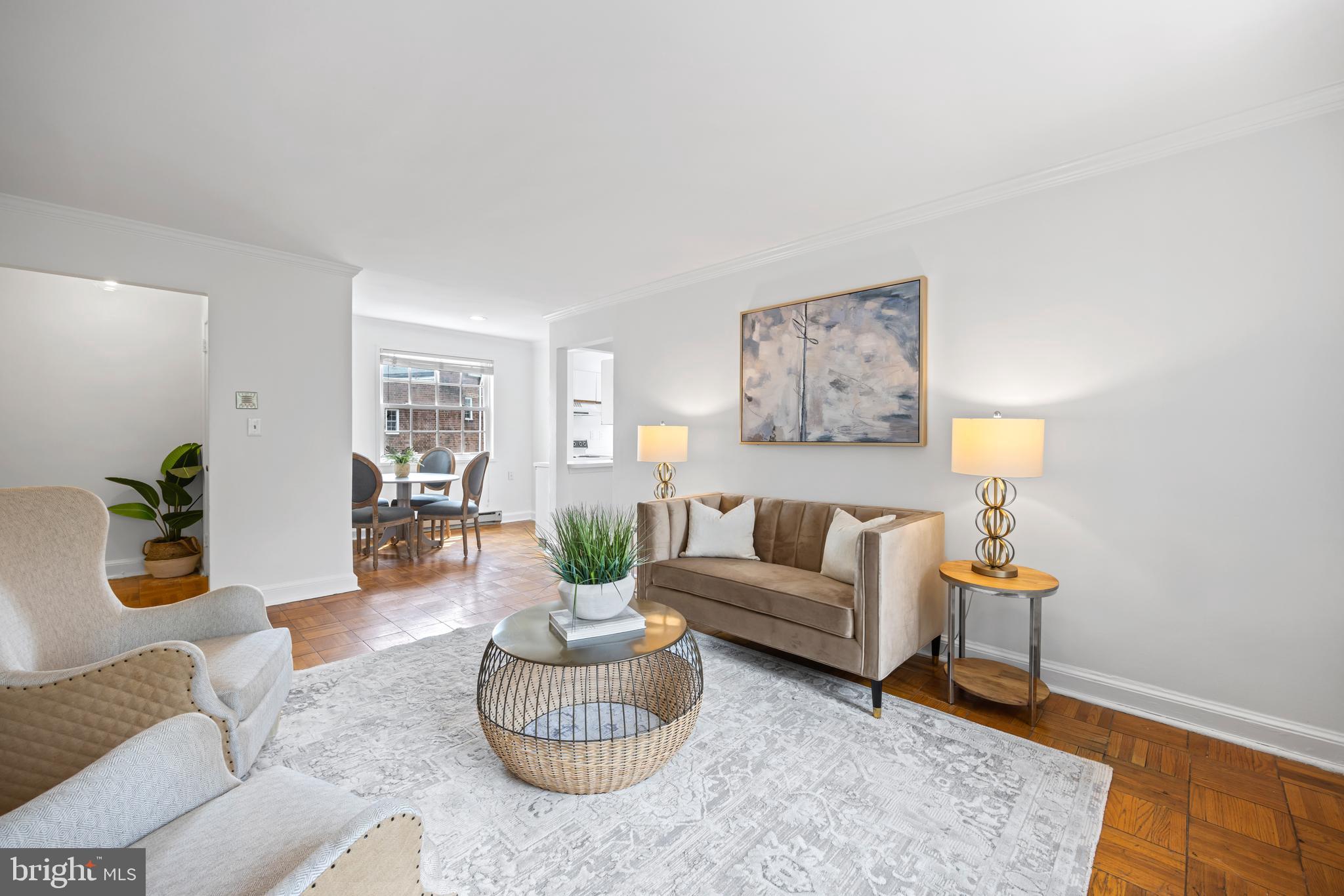 1718 W ABINGDON DRIVE Unit: 302