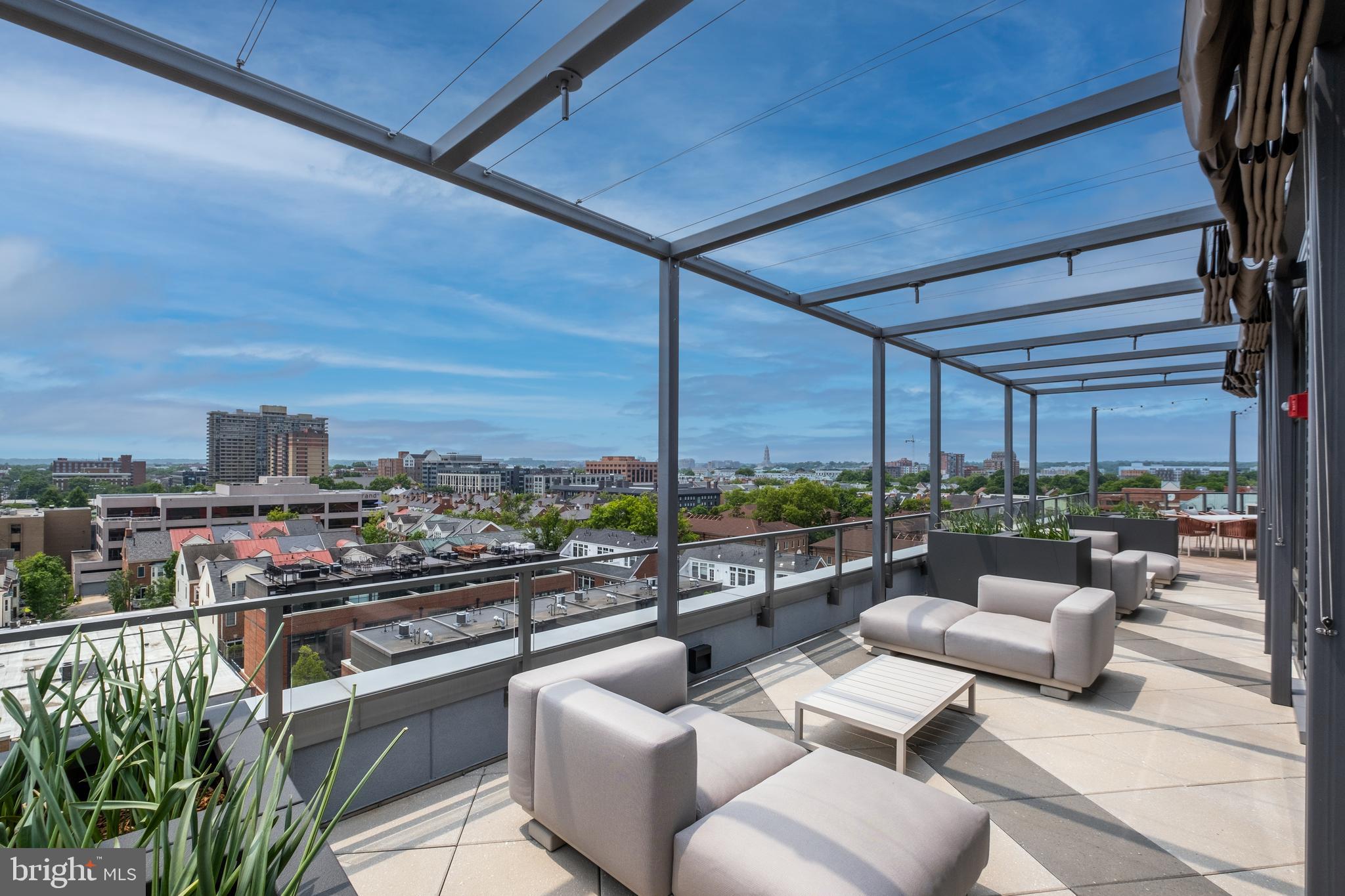 1201 N Royal St #604