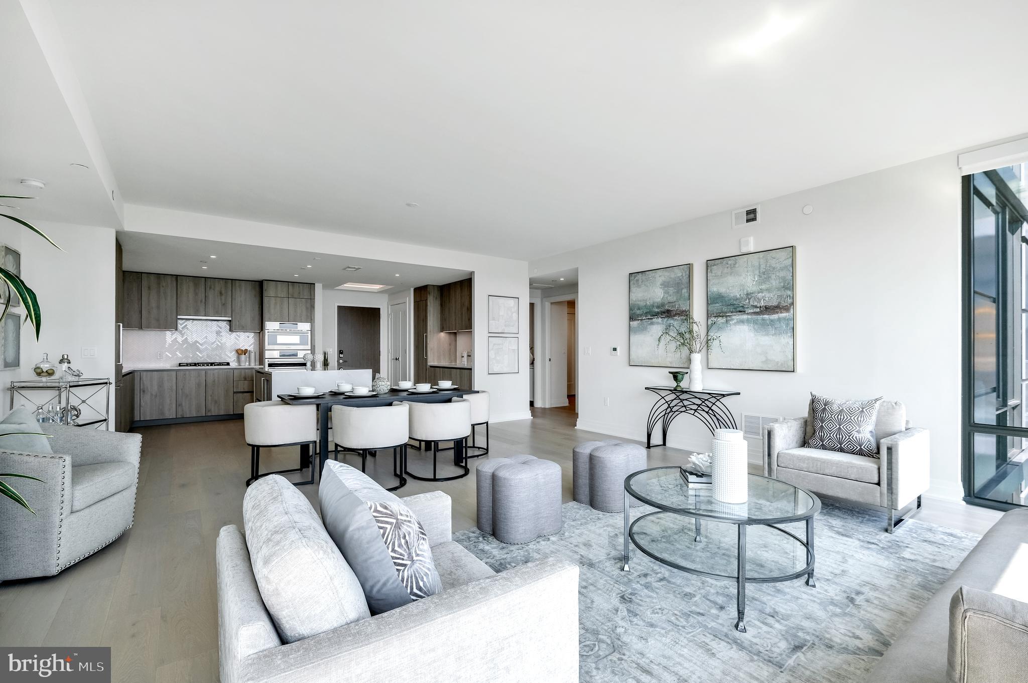 1201 N Royal St #604