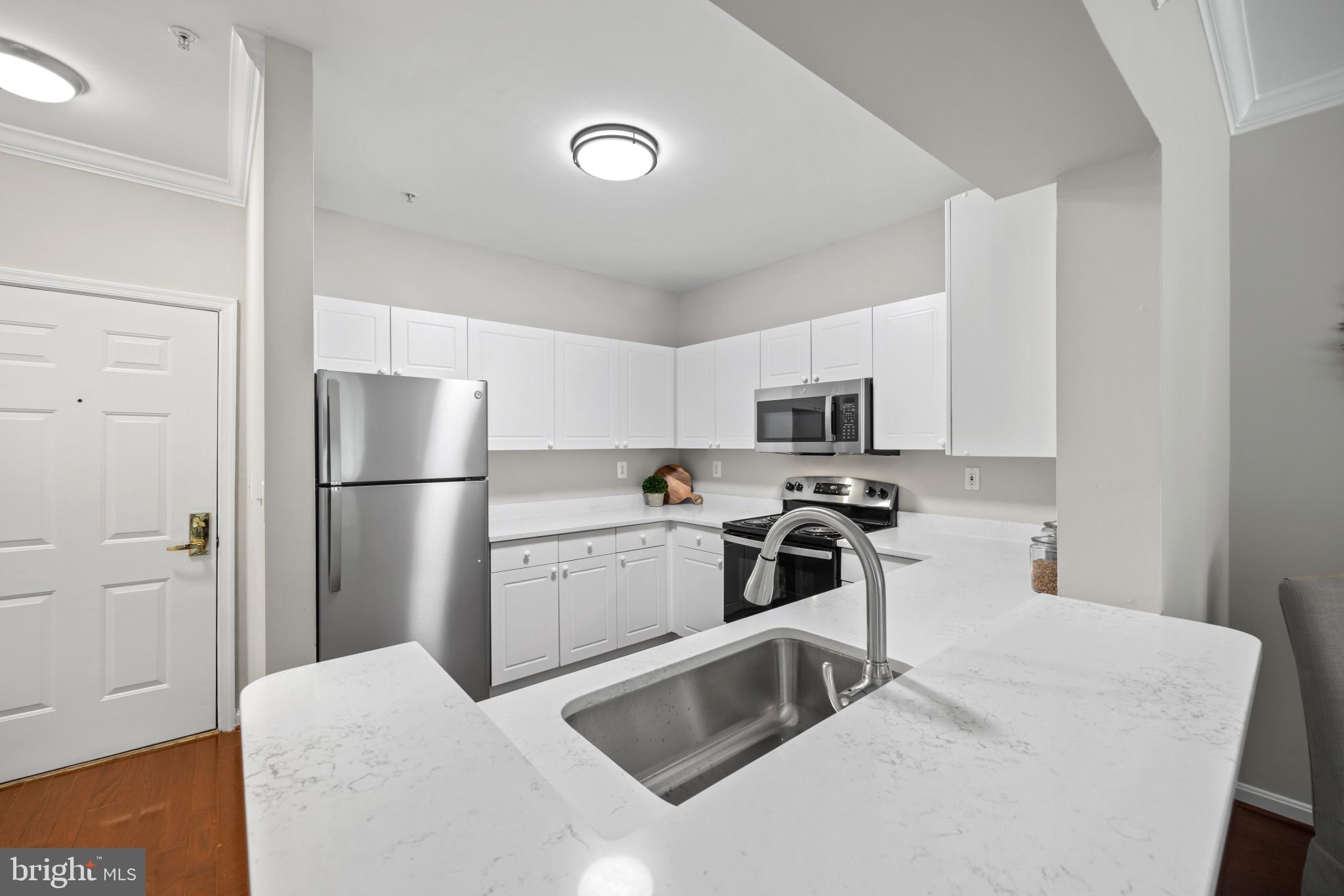 4561 Strutfield LANE Unit: 3113