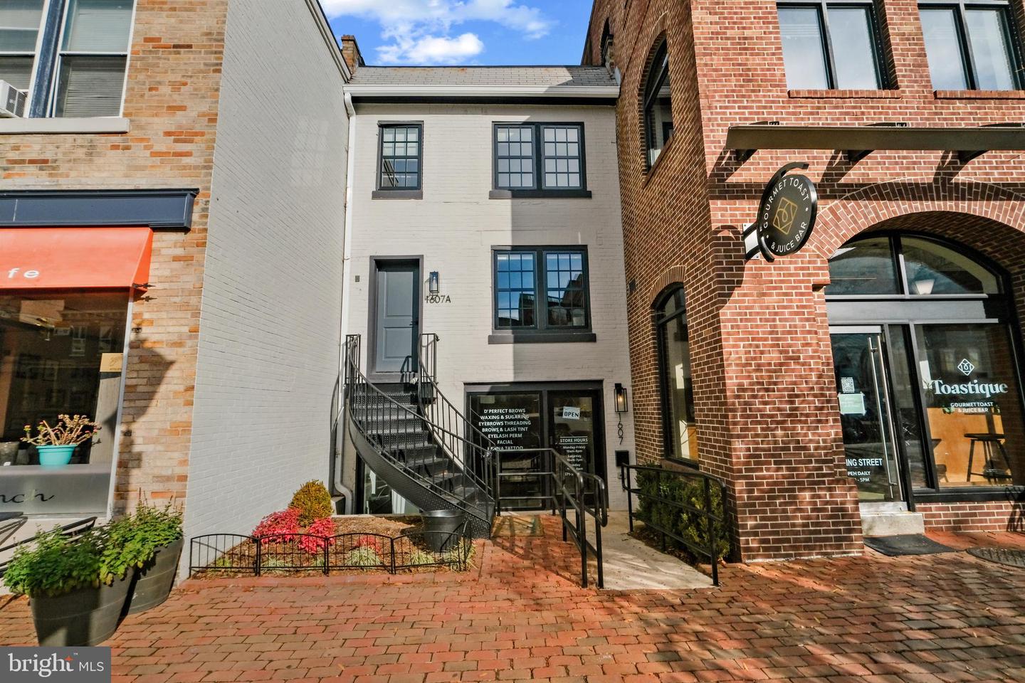 1607 King STREET