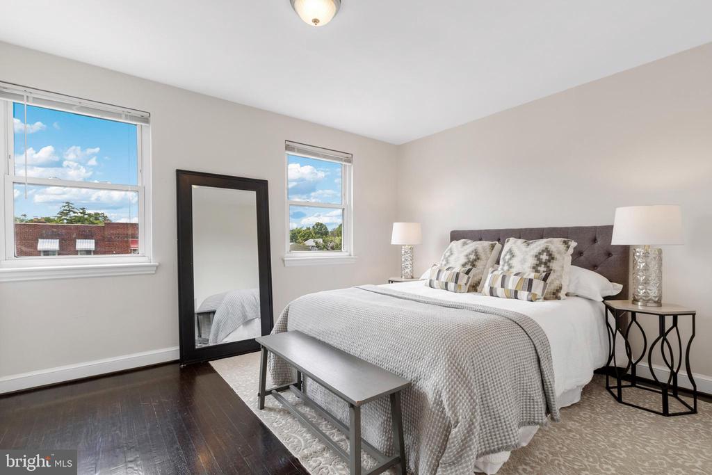 302 Wesmond Dr