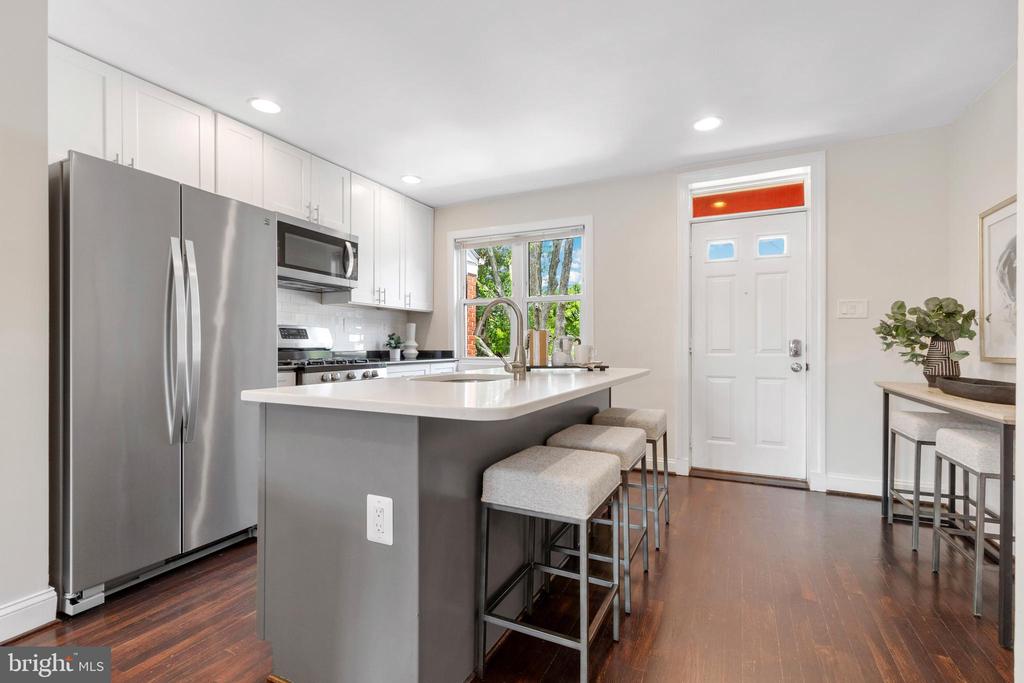 302 Wesmond Dr