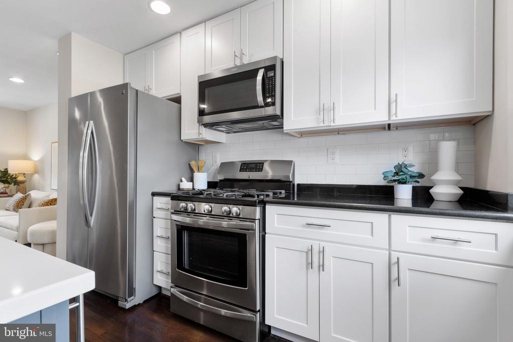302 Wesmond Dr