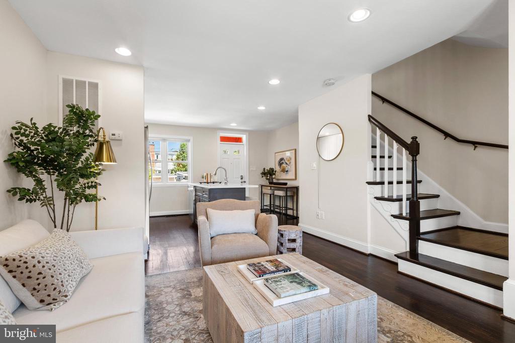 302 Wesmond Dr