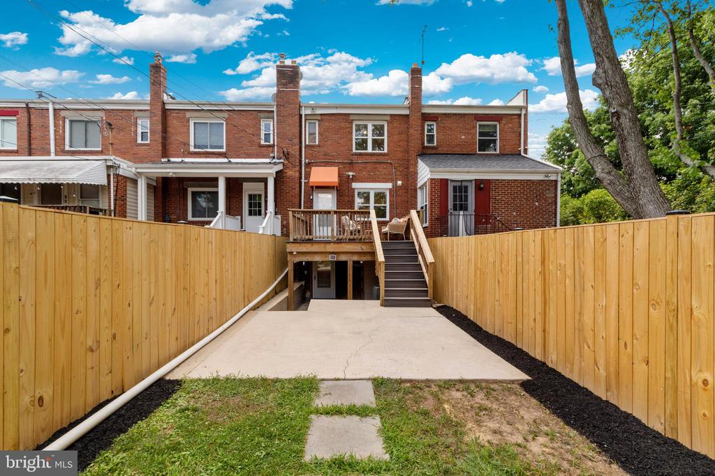 302 Wesmond Dr