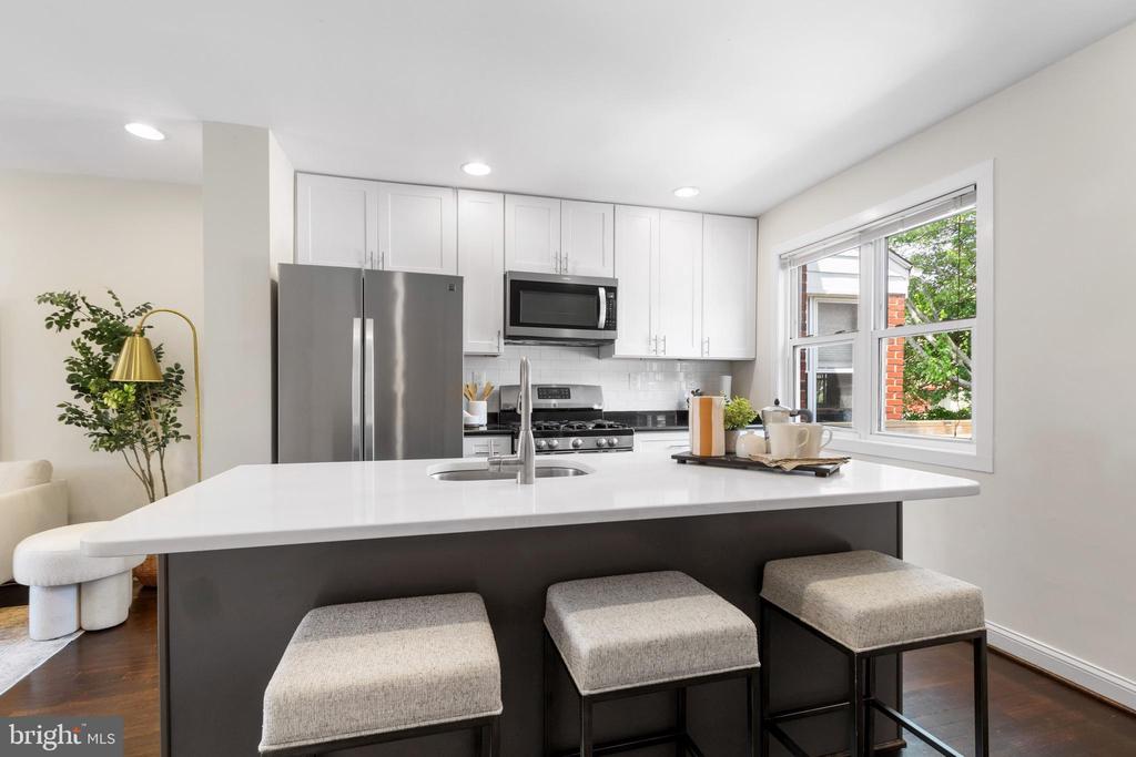 302 Wesmond Dr