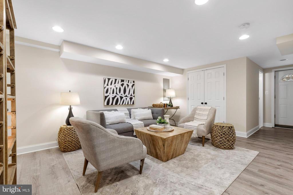 302 Wesmond Dr