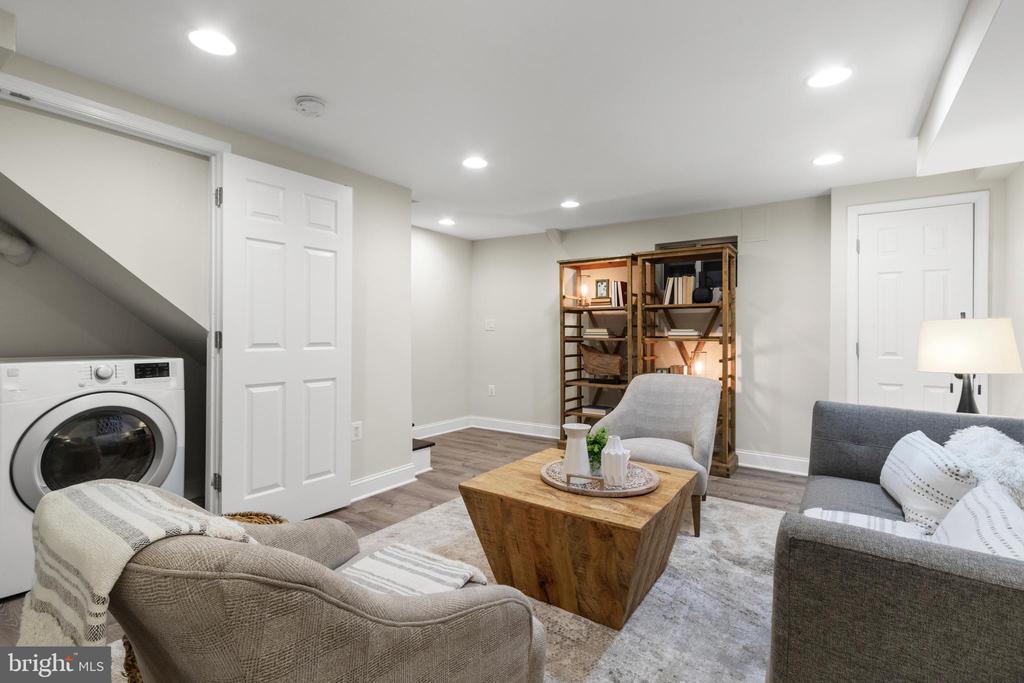 302 Wesmond Dr