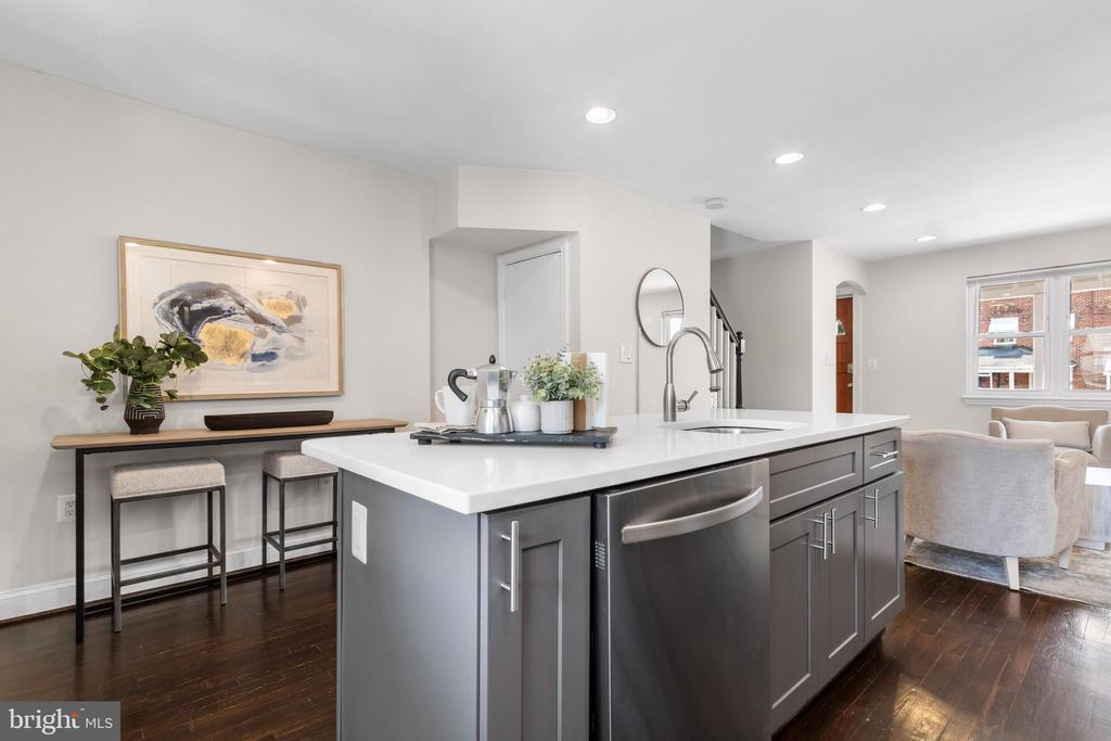 302 Wesmond Dr