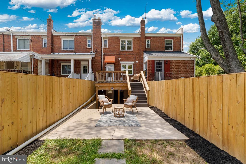 302 Wesmond Dr