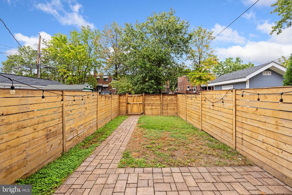 204 Wesmond Dr