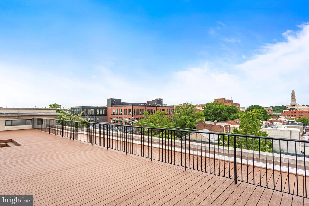 1229 King St #205