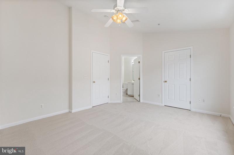 715 Norfolk Ln