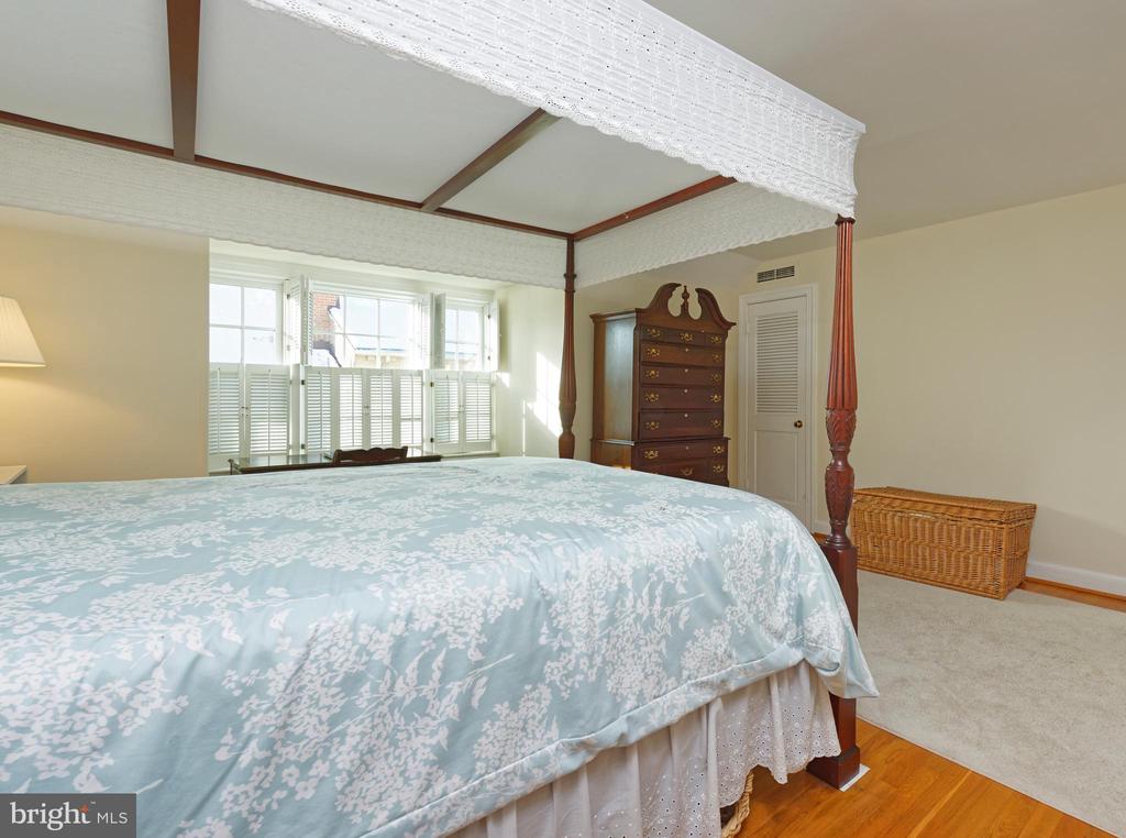 416 Princess St