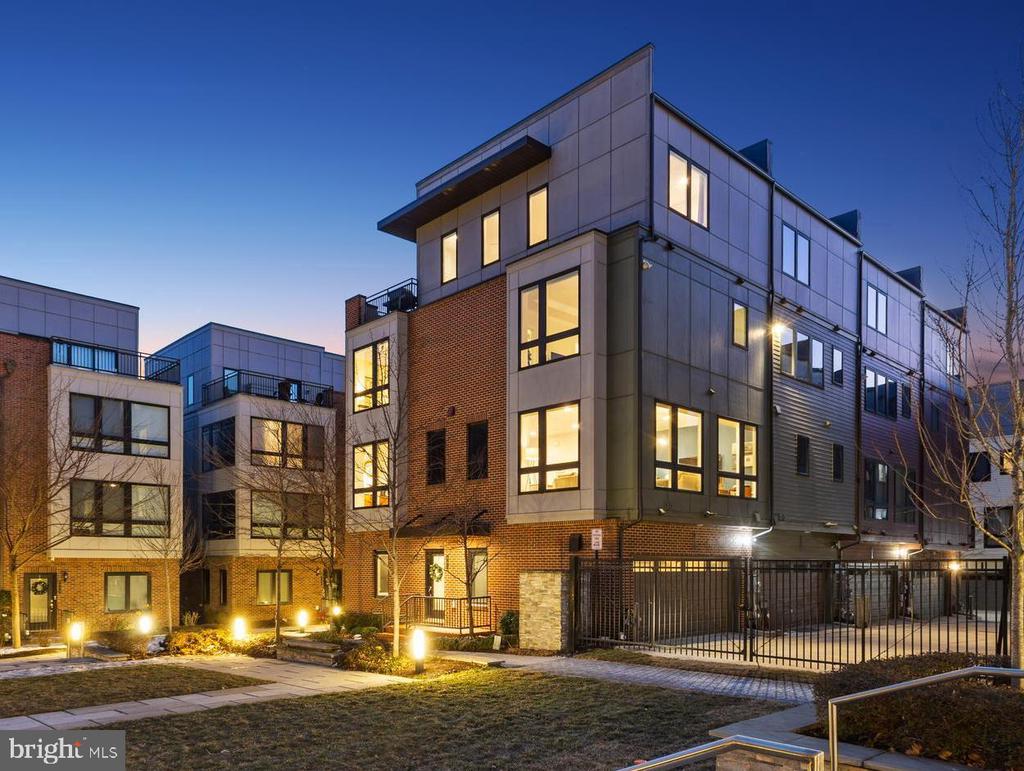 441 Nottoway Walk