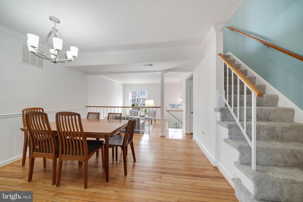 2731 Franklin Ct