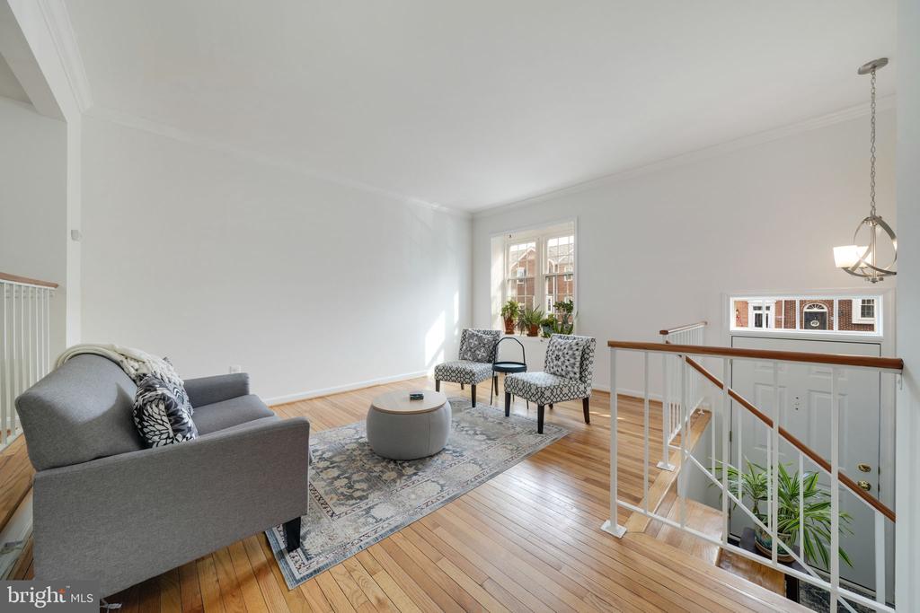 2731 Franklin Ct