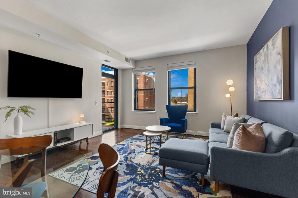 525 N Fayette St #302
