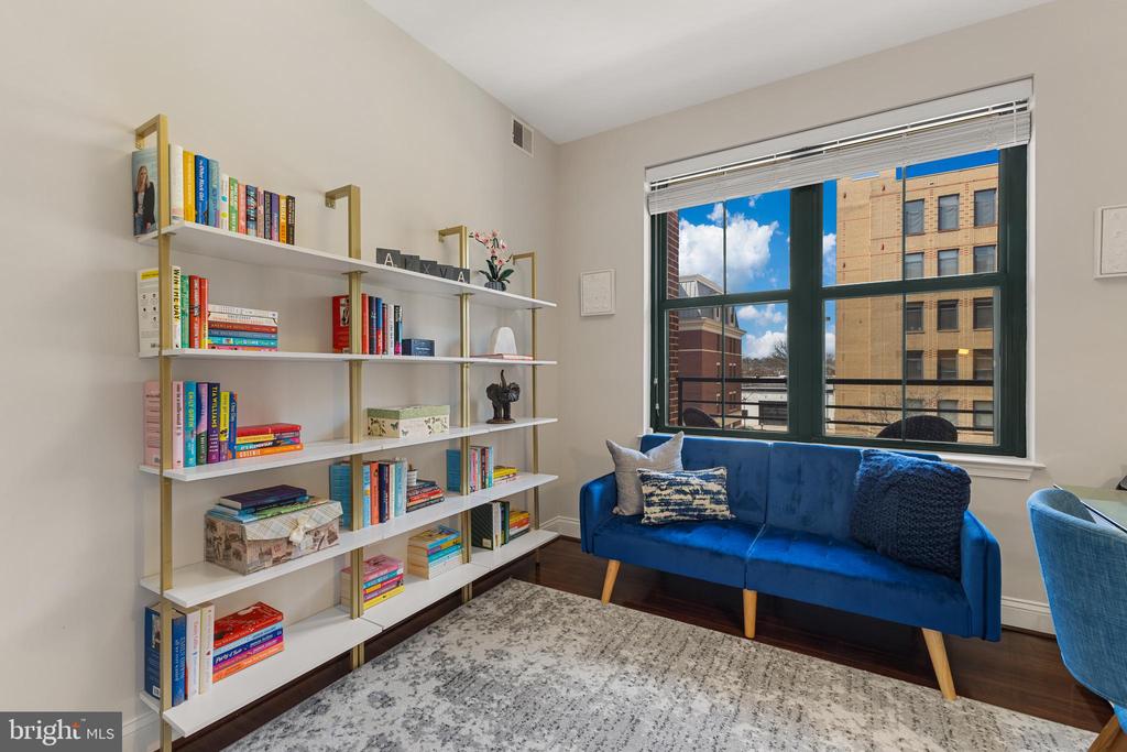 525 N Fayette St #302