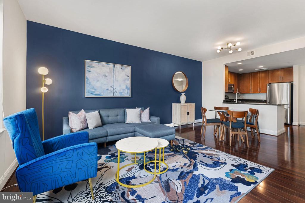 525 N Fayette St #302