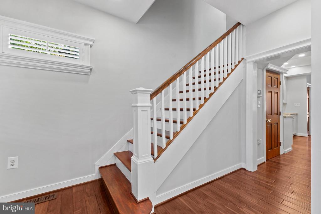 1401 Princess St