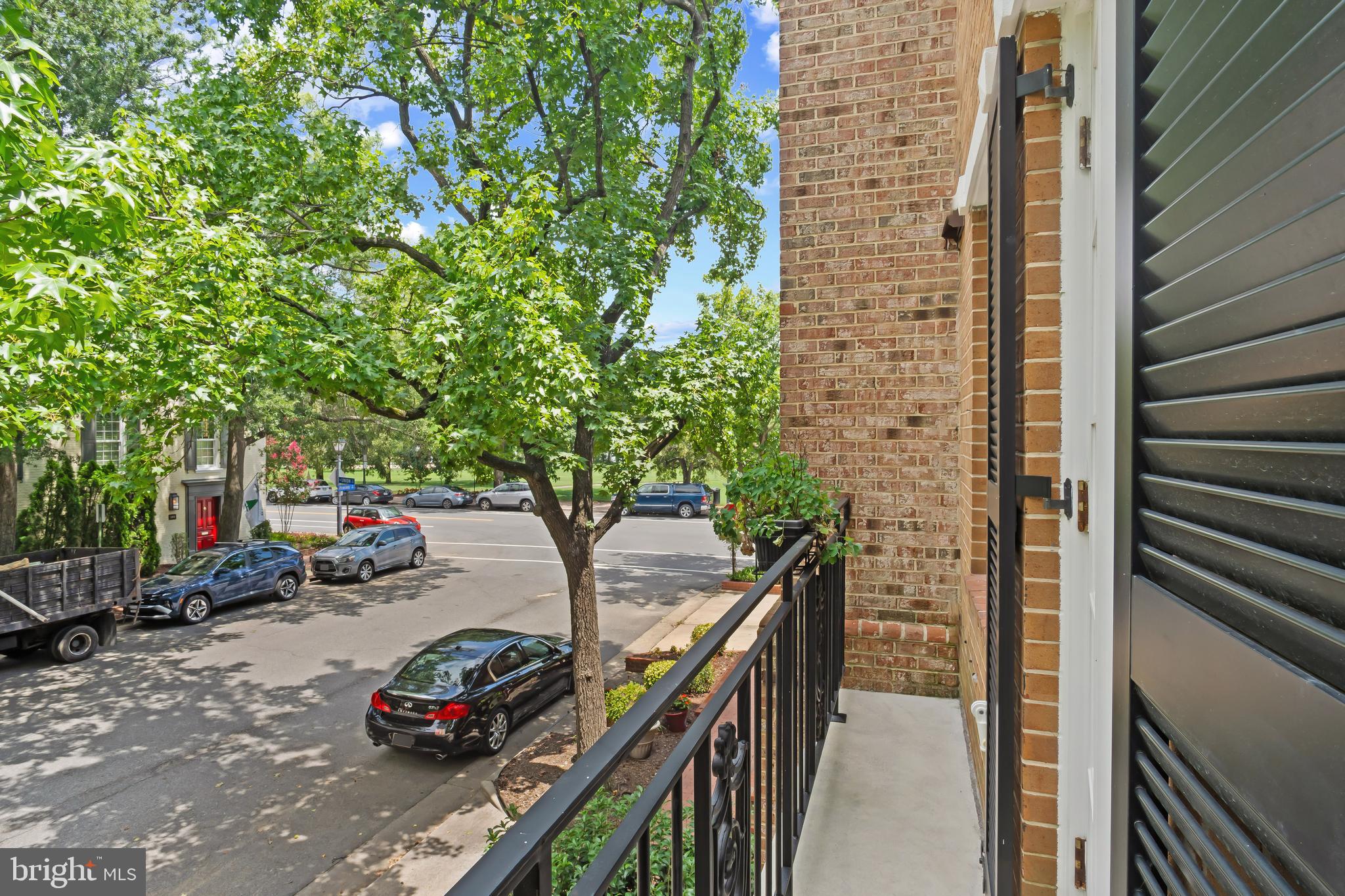 106 PRINCESS ST