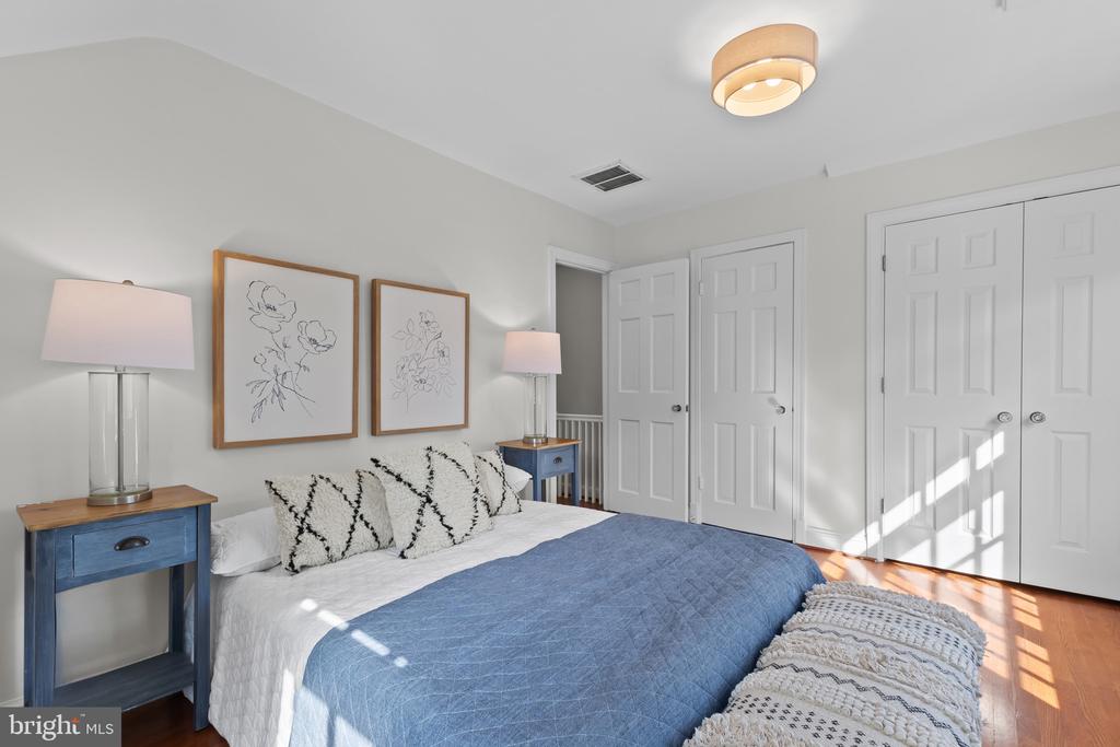1302 MICHIGAN AVENUE