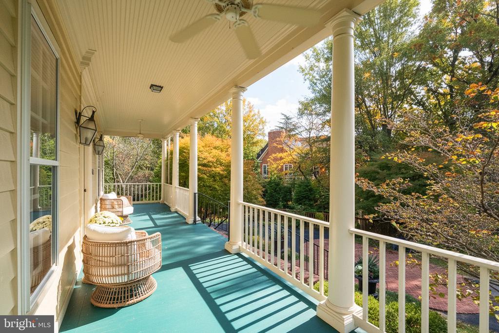 215 WOODLAND TERRACE A