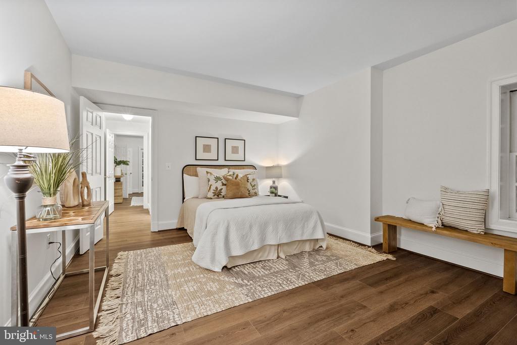 215 WOODLAND TERRACE A