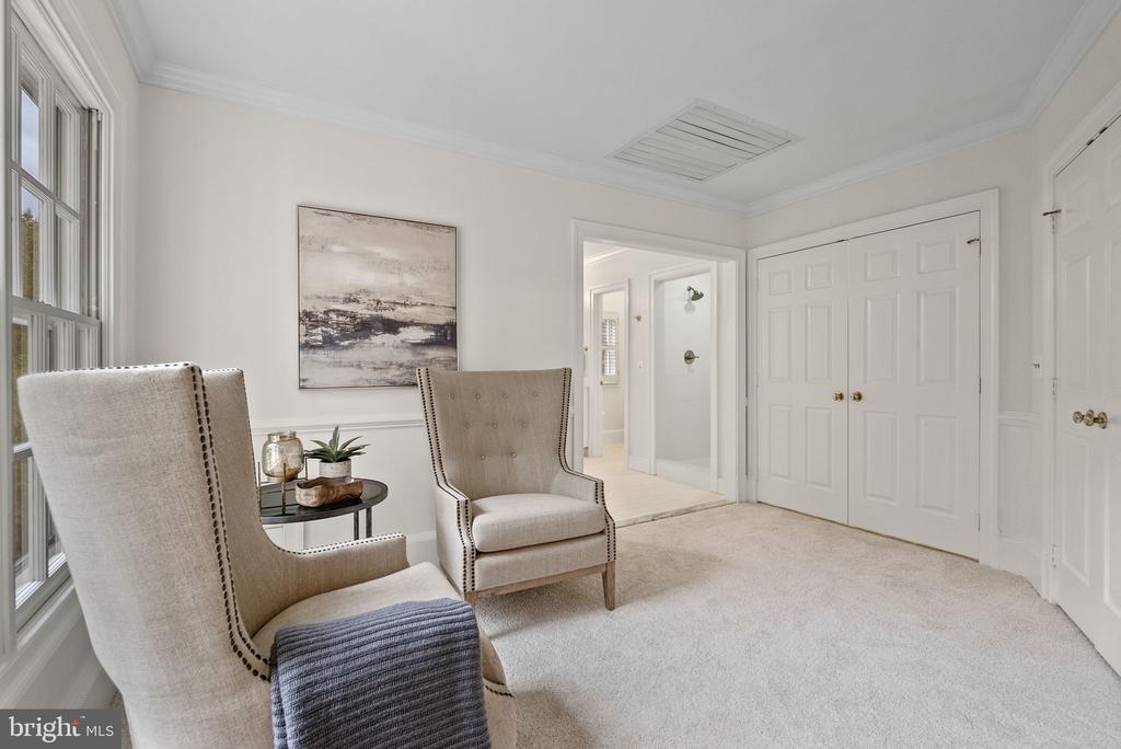 215 WOODLAND TERRACE A