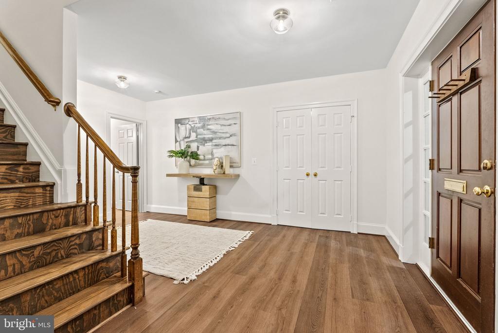 215 WOODLAND TERRACE A