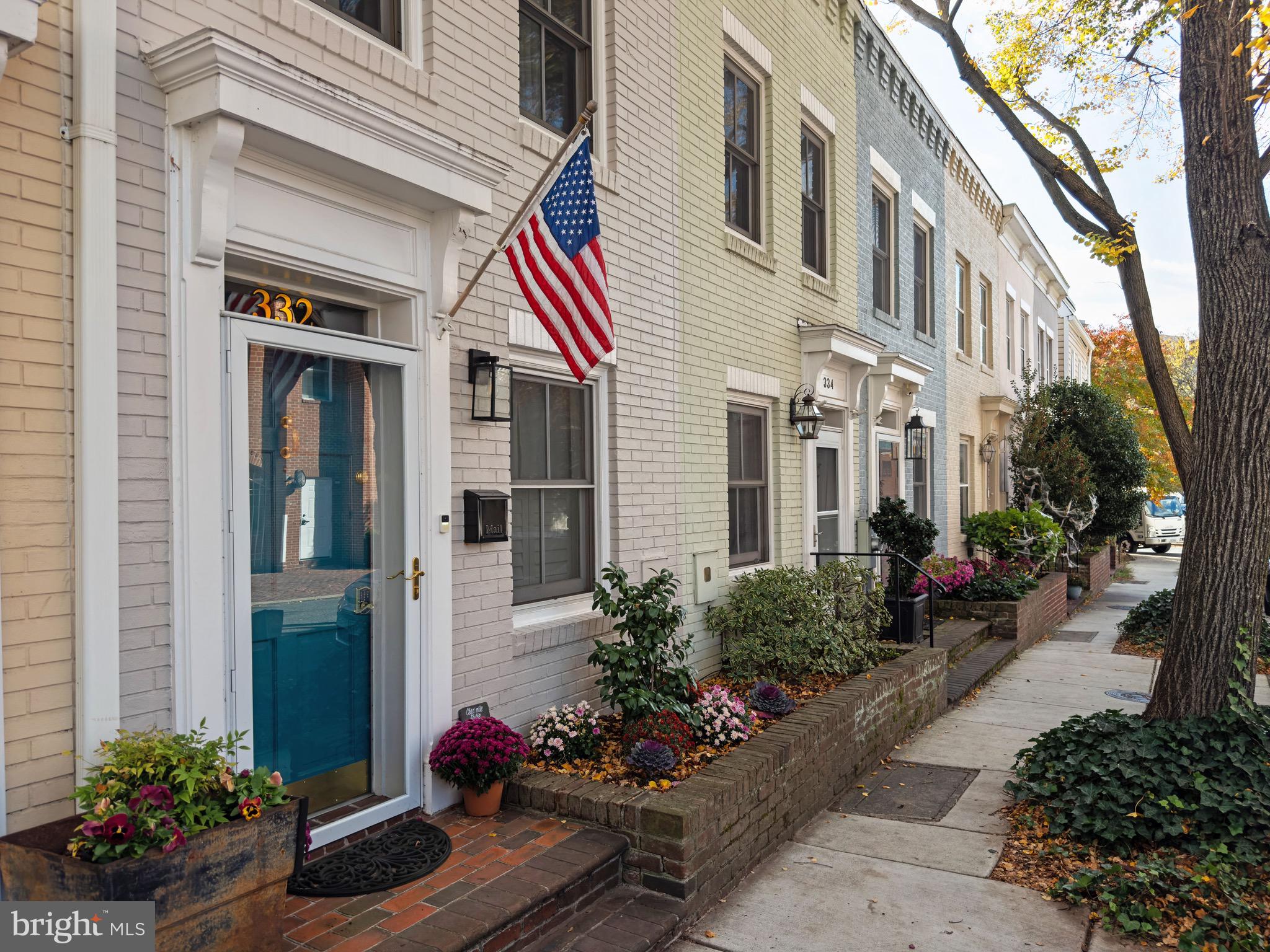 332 COMMERCE STREET