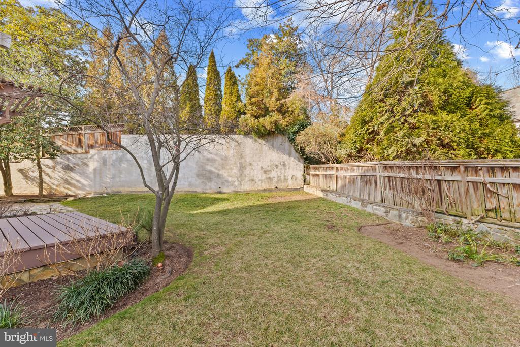 407 TYLER PLACE