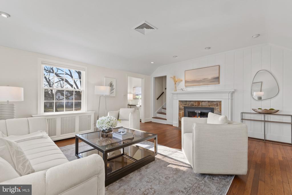 407 TYLER PLACE