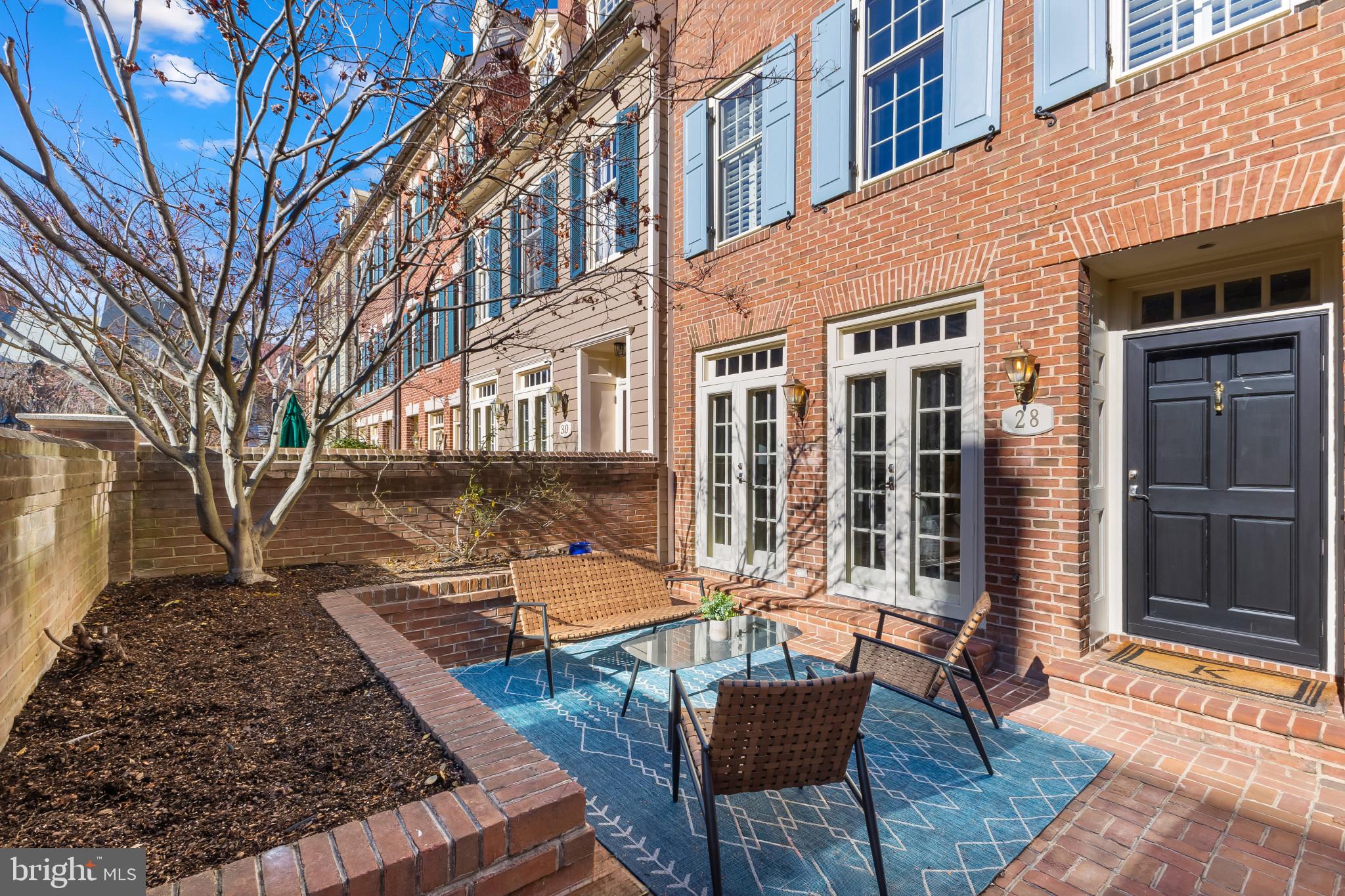 28 WOLFE STREET 34