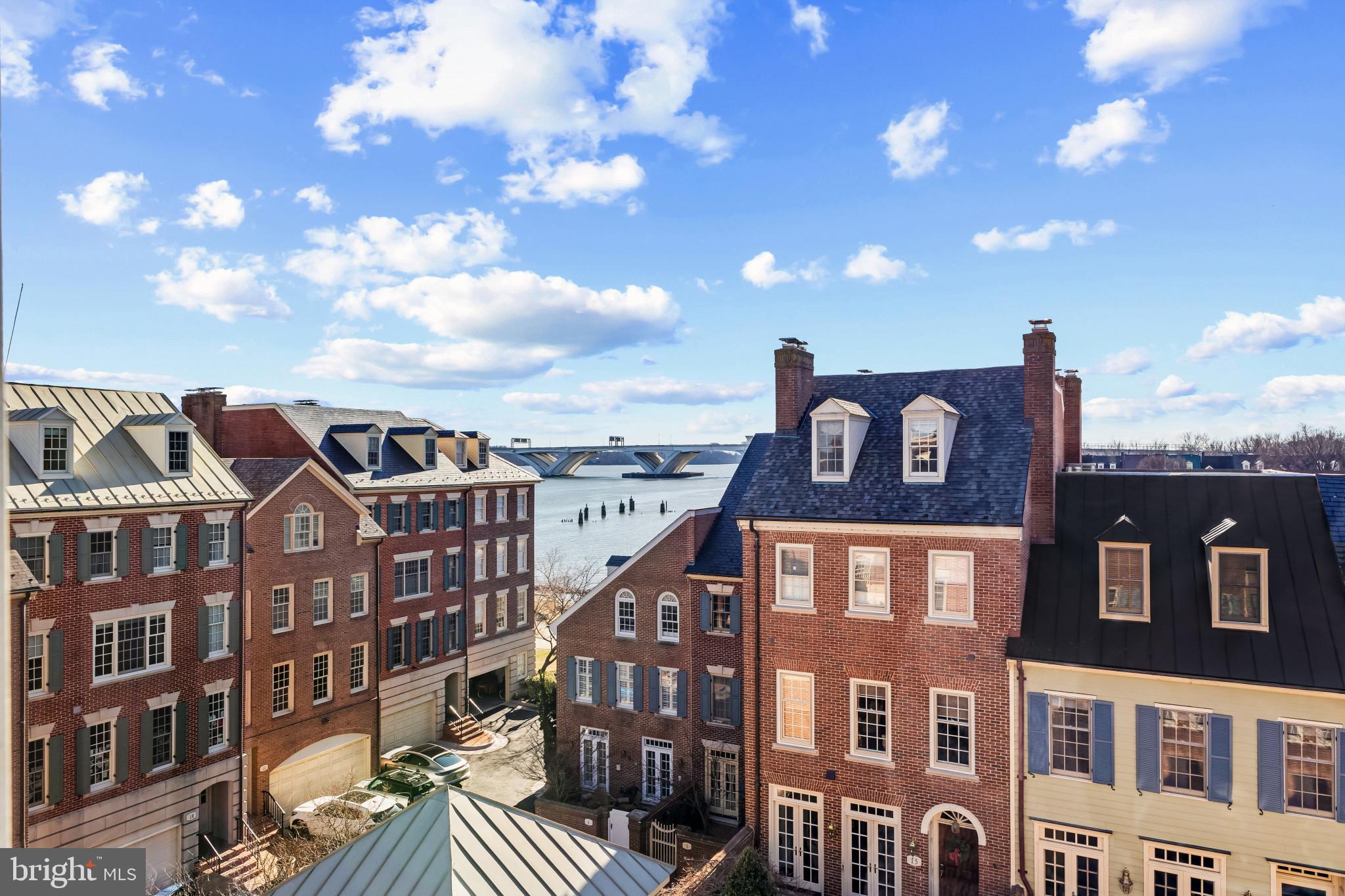 28 WOLFE STREET 34