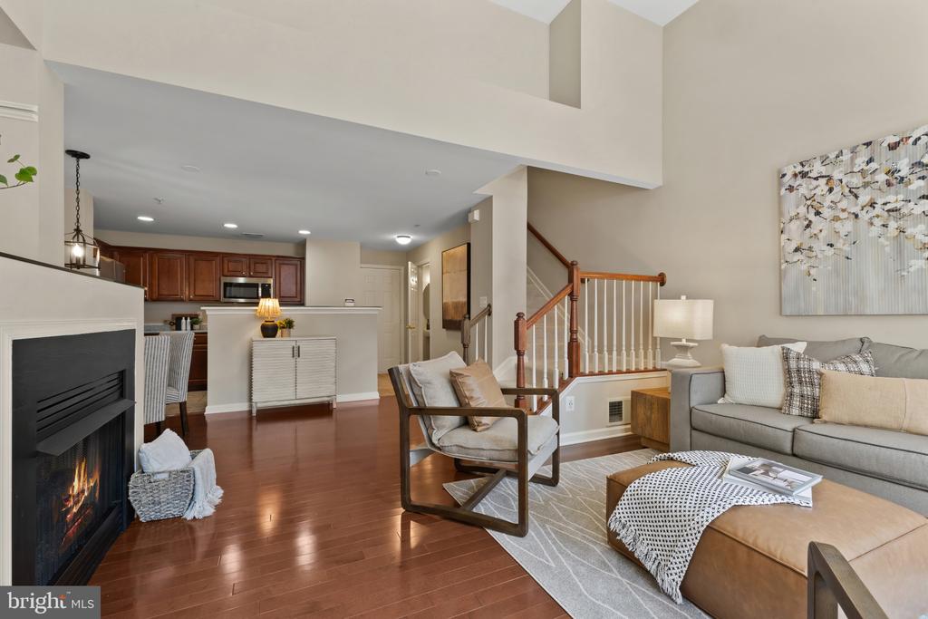 5105 DONOVAN DRIVE