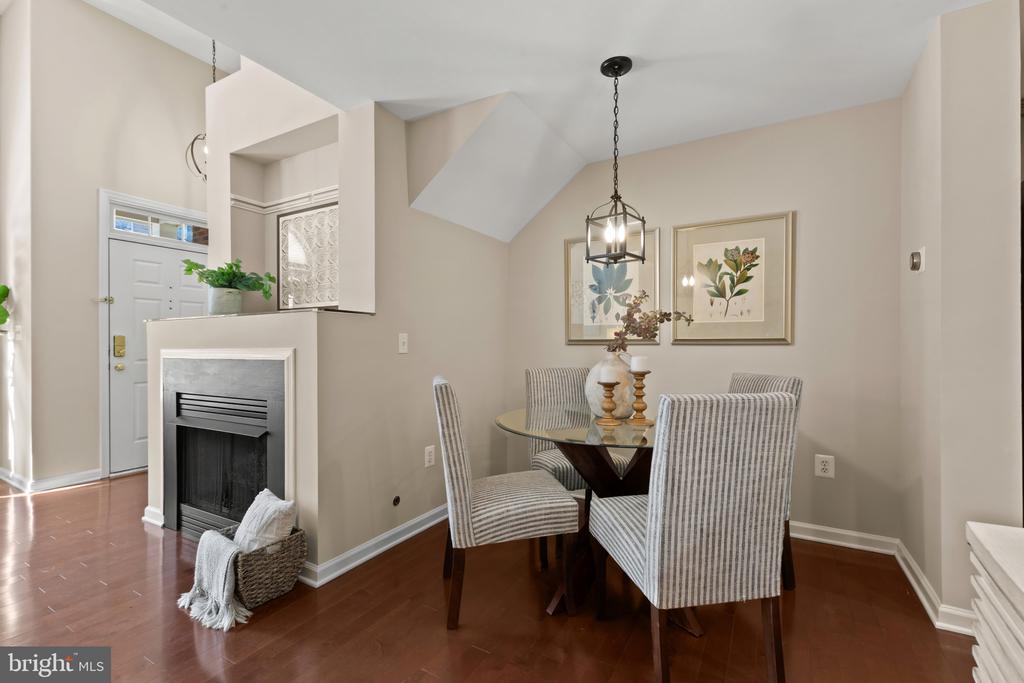 5105 DONOVAN DRIVE