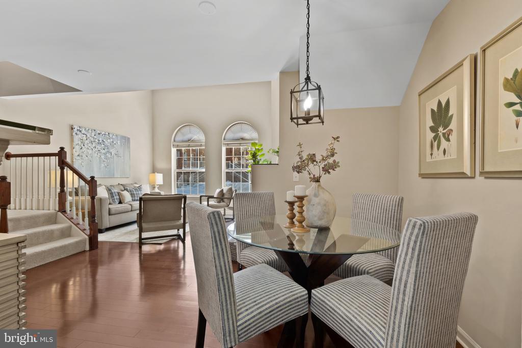 5105 DONOVAN DRIVE