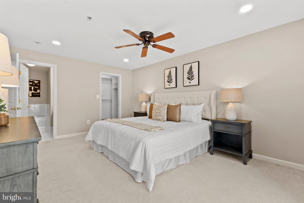 5105 DONOVAN DRIVE
