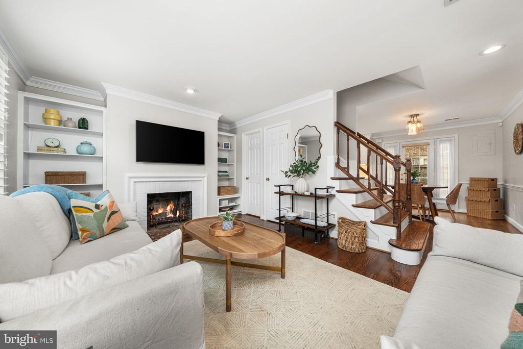 830 BASHFORD LANE