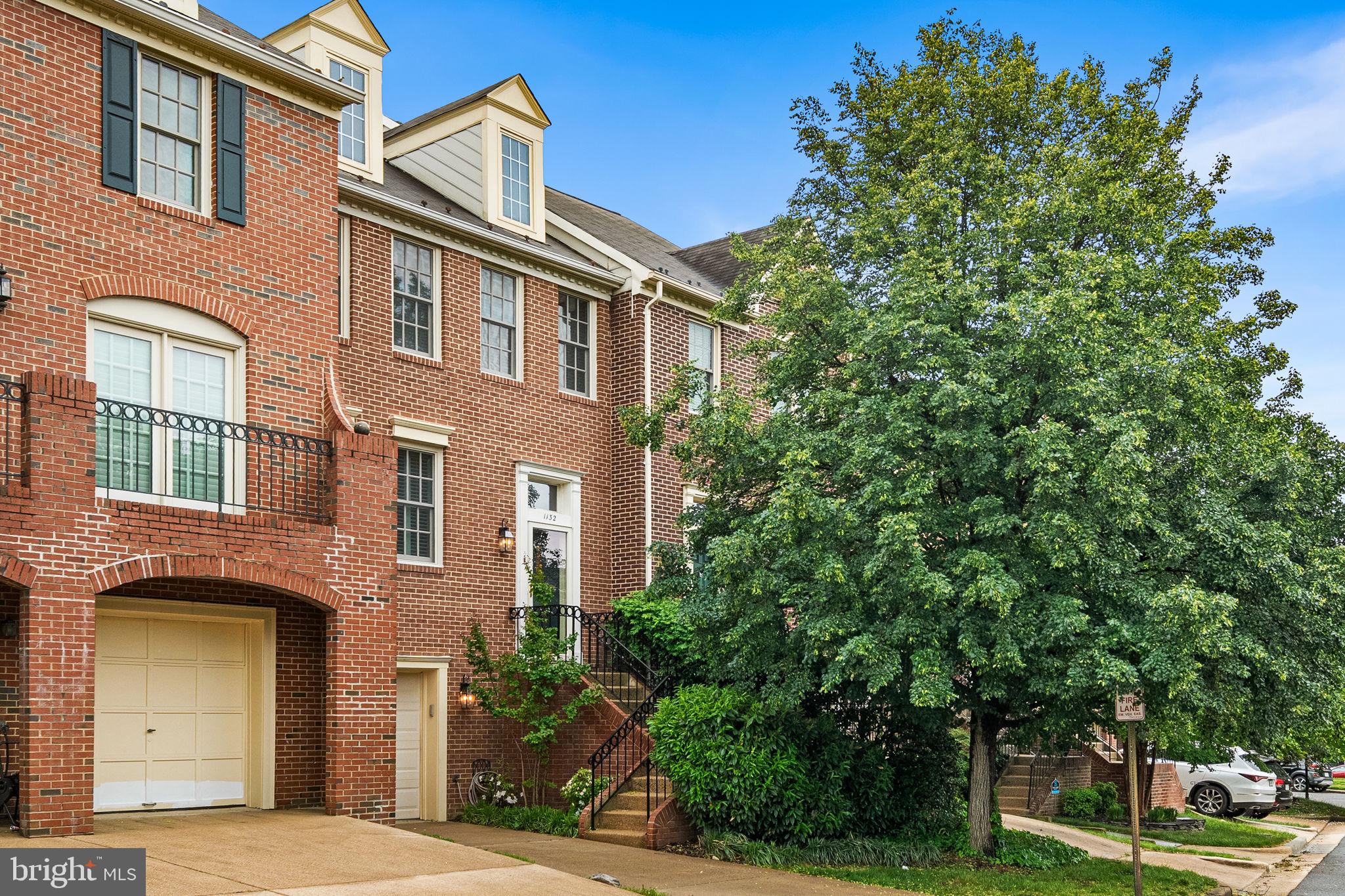 1132 QUAKER HILL COURT