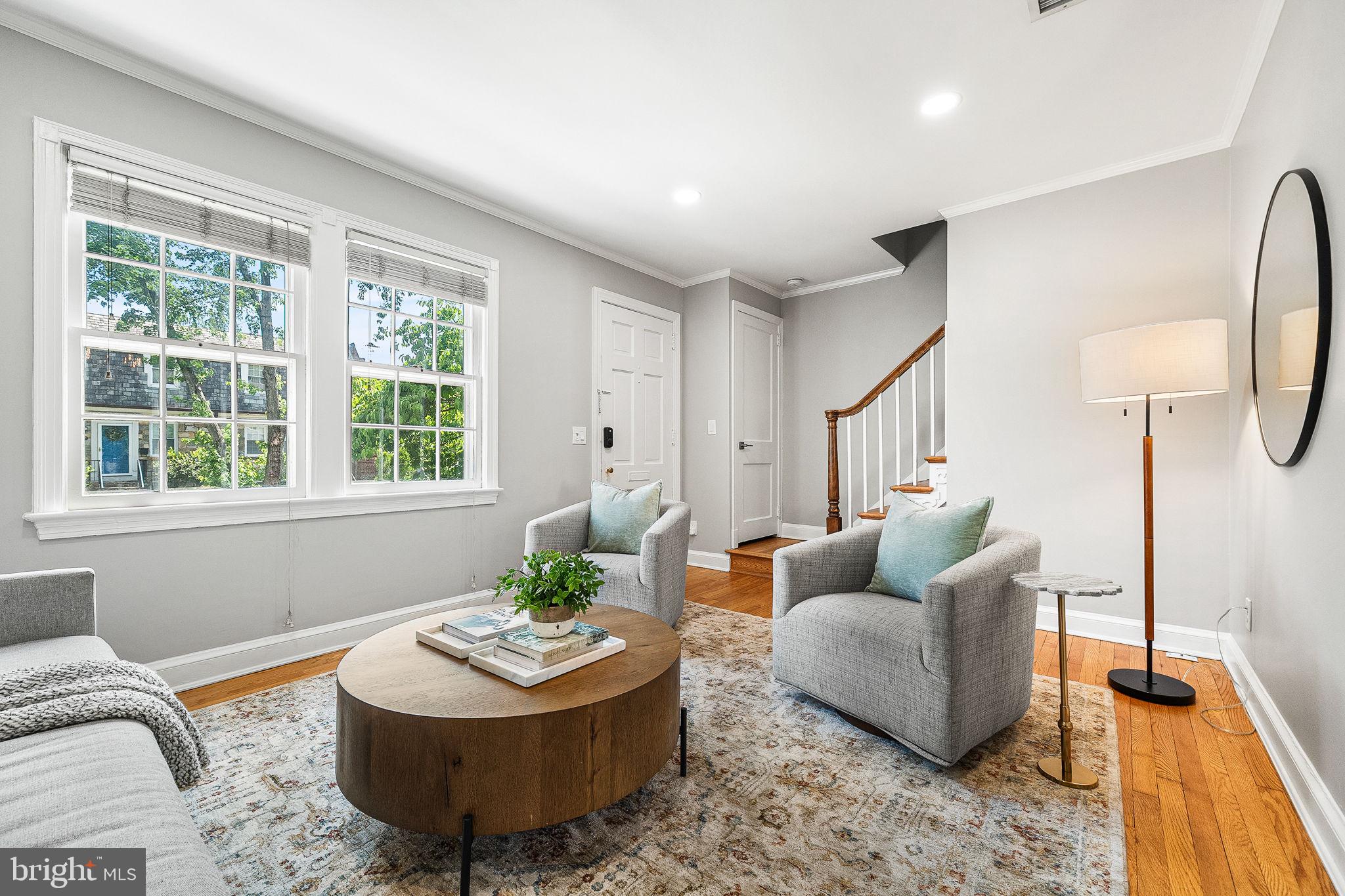 10 E LINDEN STREET