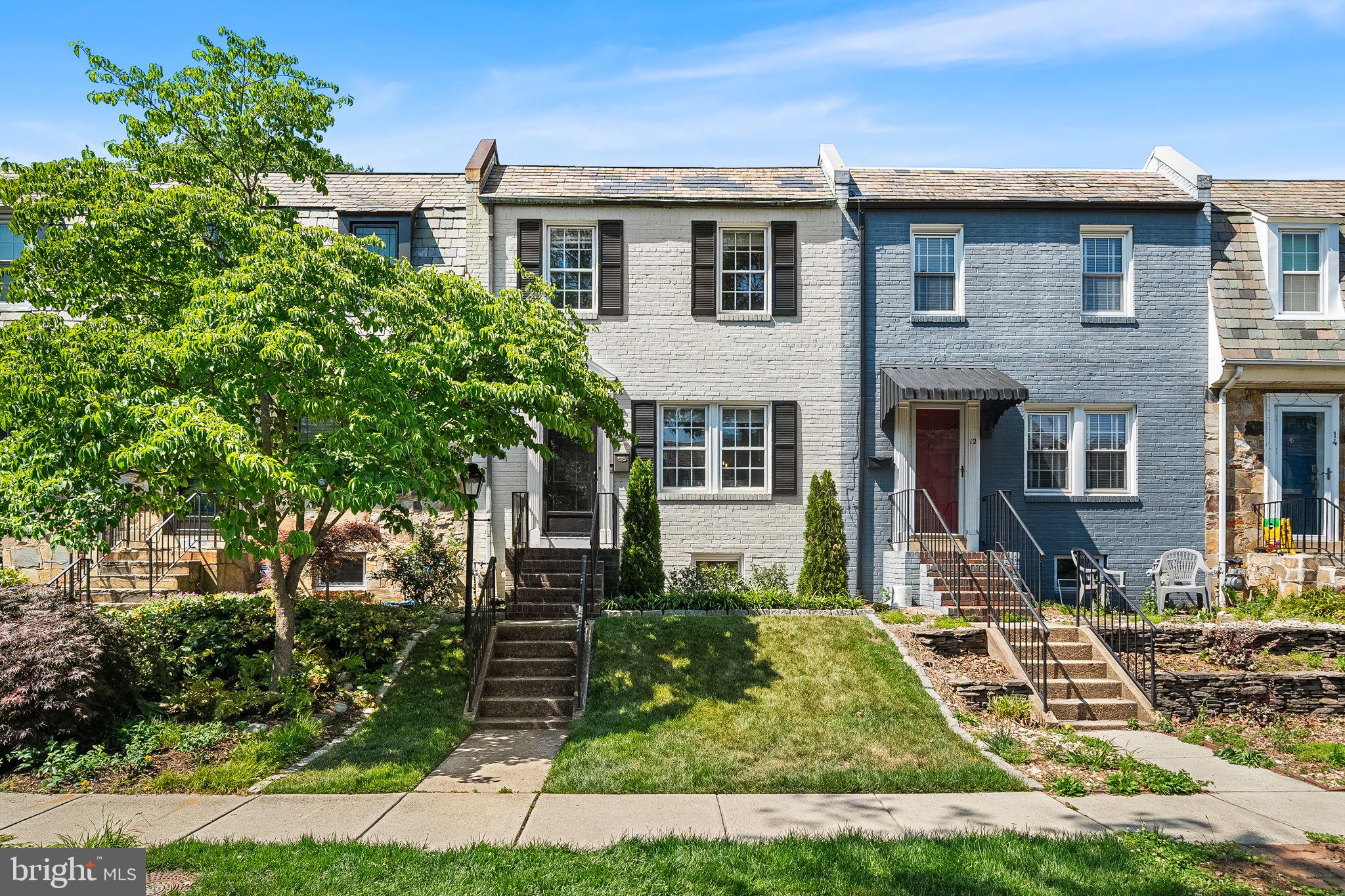 10 E LINDEN STREET