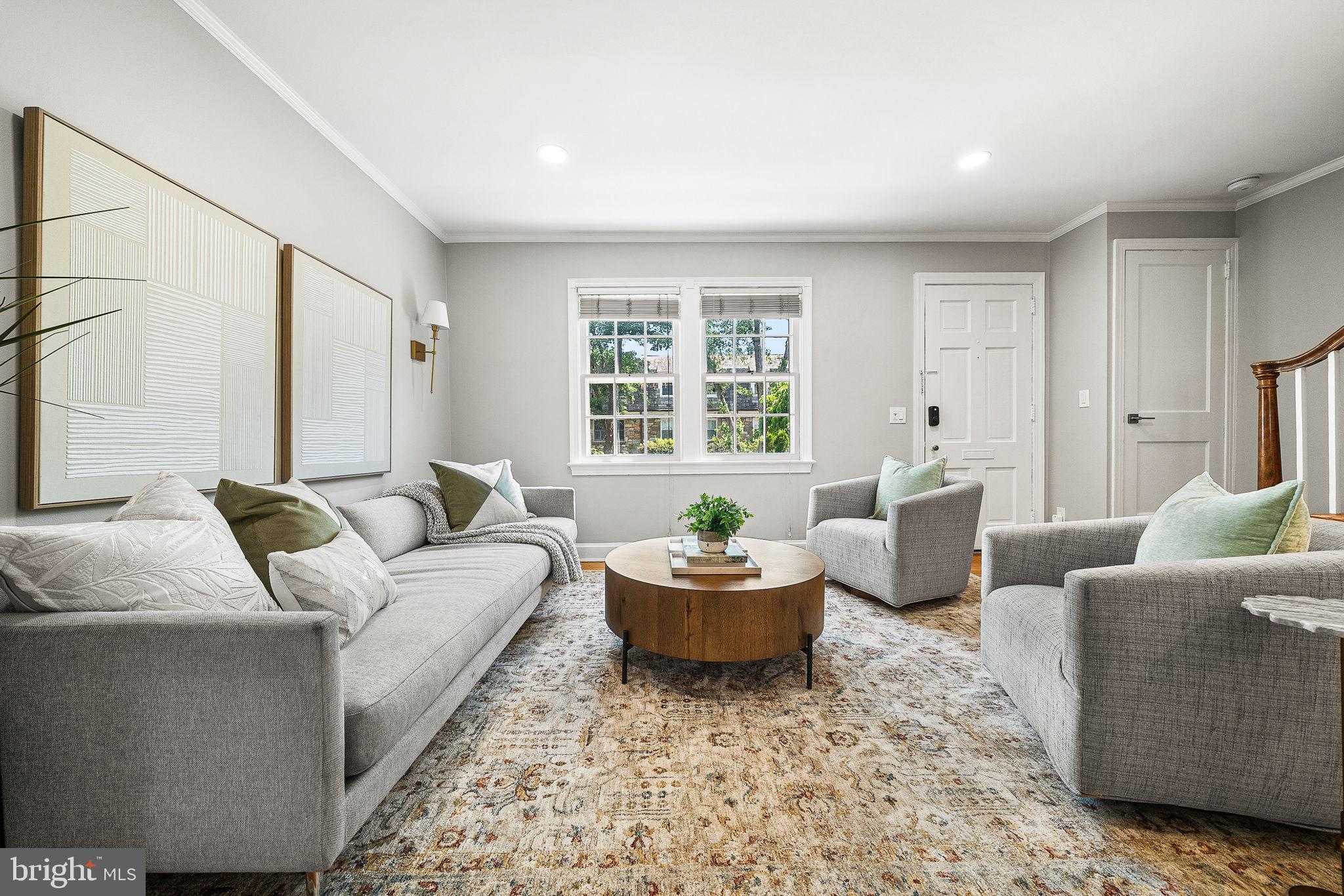 10 E LINDEN STREET