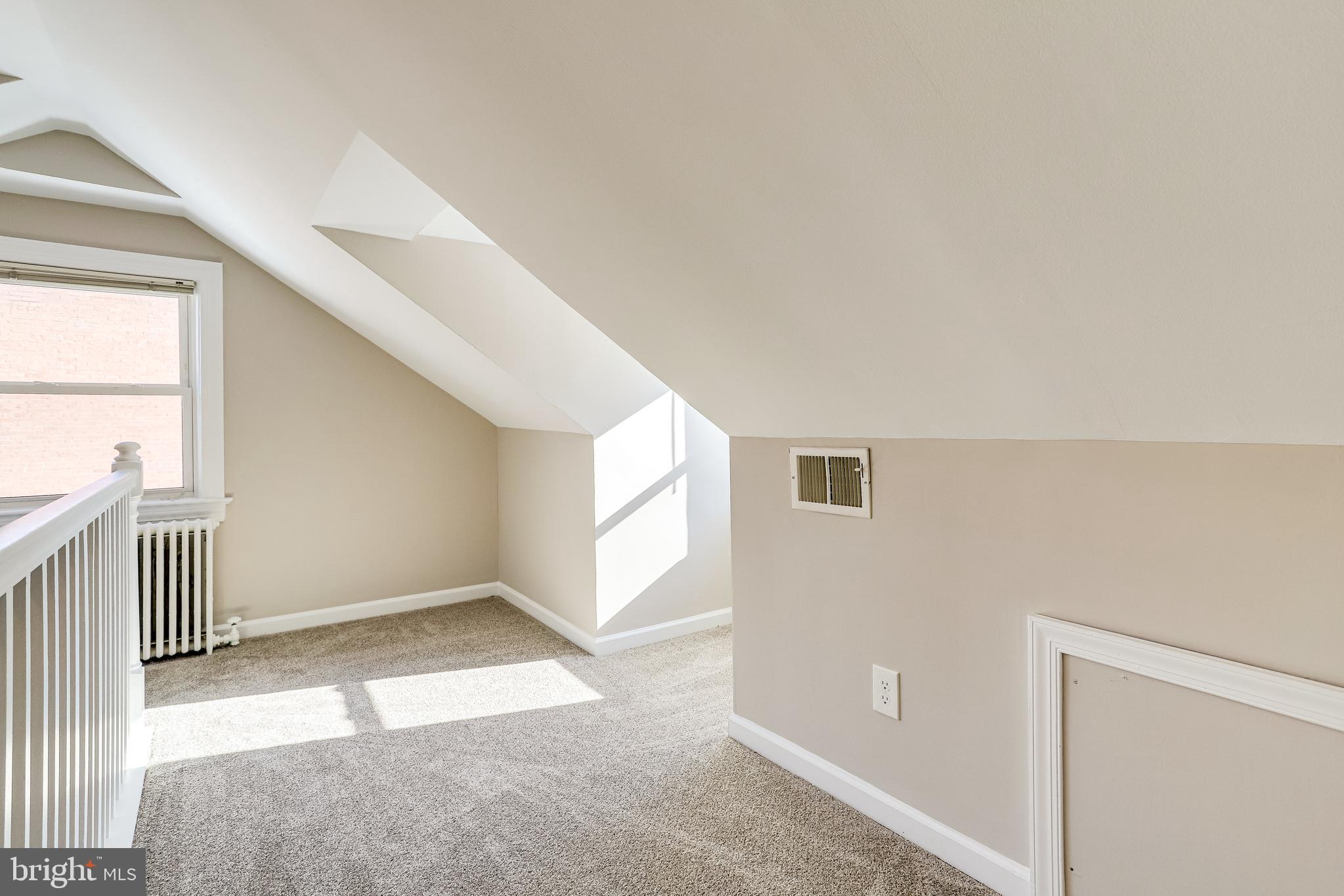 530 E ALEXANDRIA AVENUE