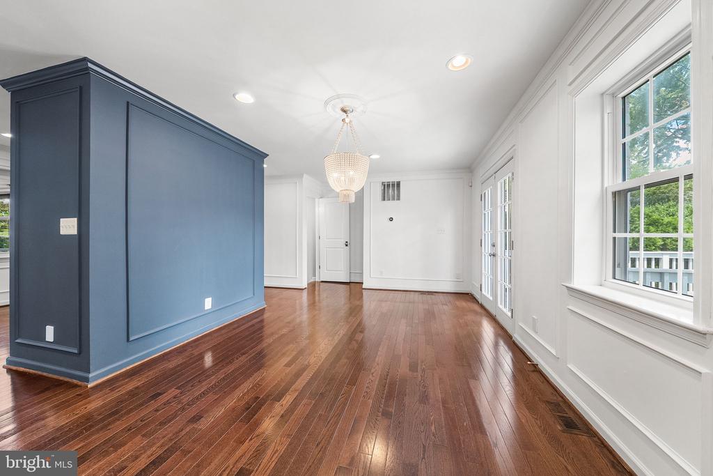 11 N FRENCH STREET